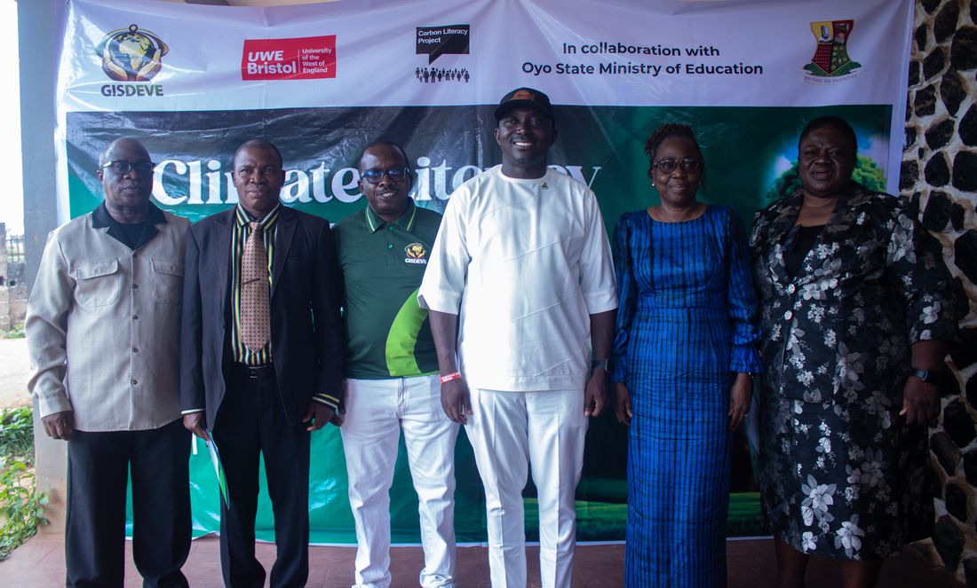 GISDEVE team with Oyo State government officials at a CLAP training